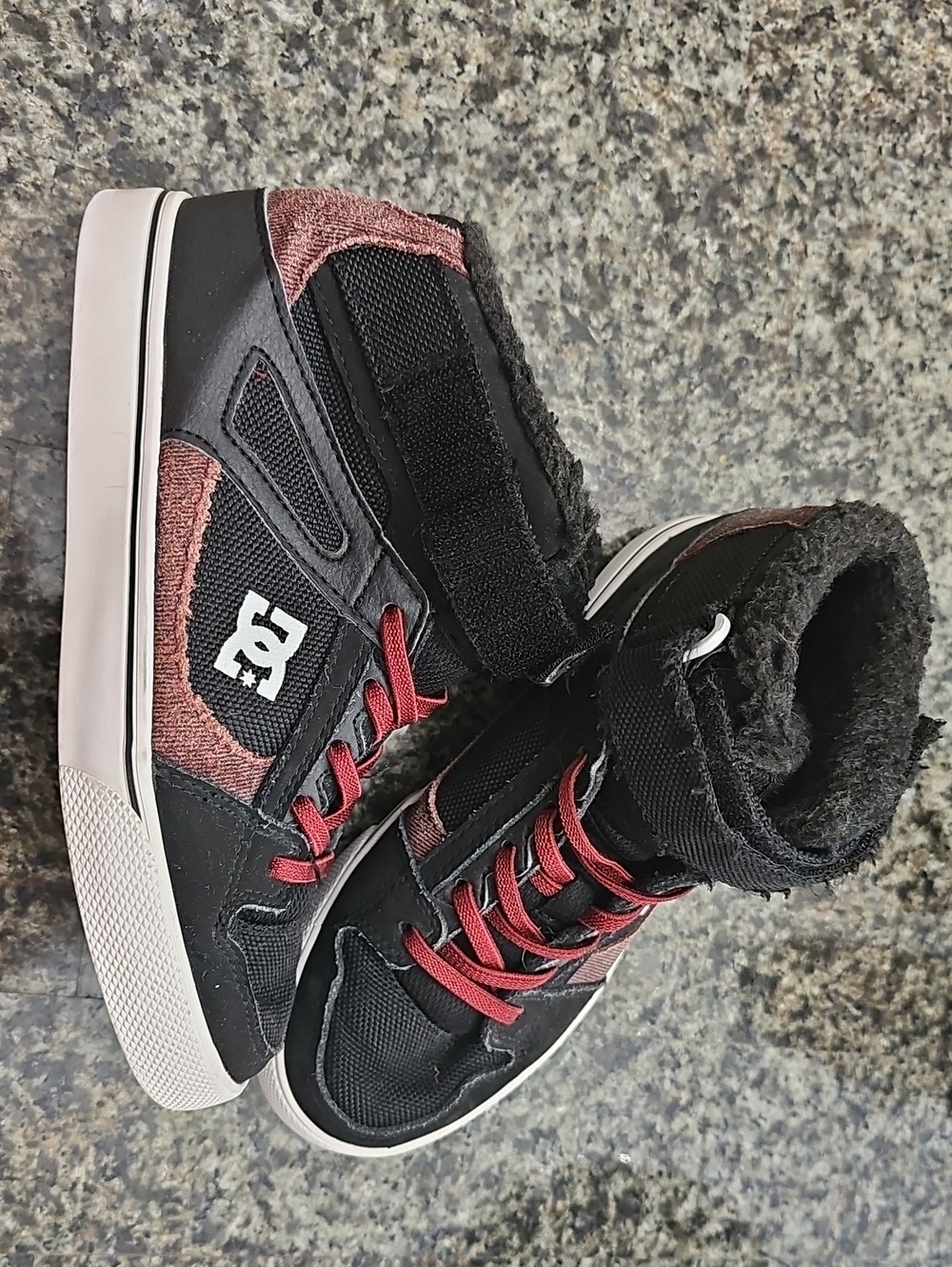 DC Kids High-Top Sneakers in Black and Burgundy with Red Laces And Insulated.